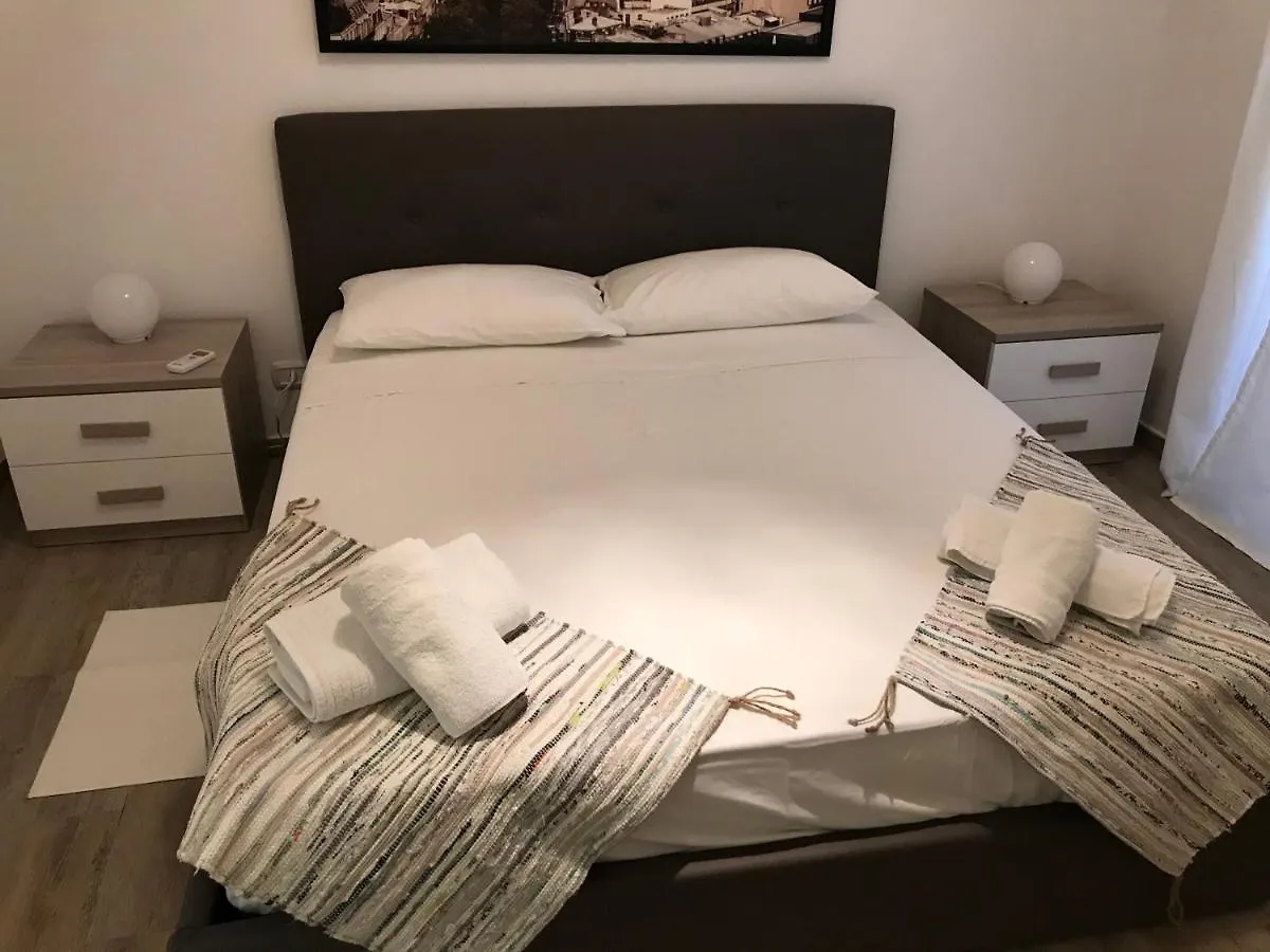 Domus Re Di Roma Apartamento Itália